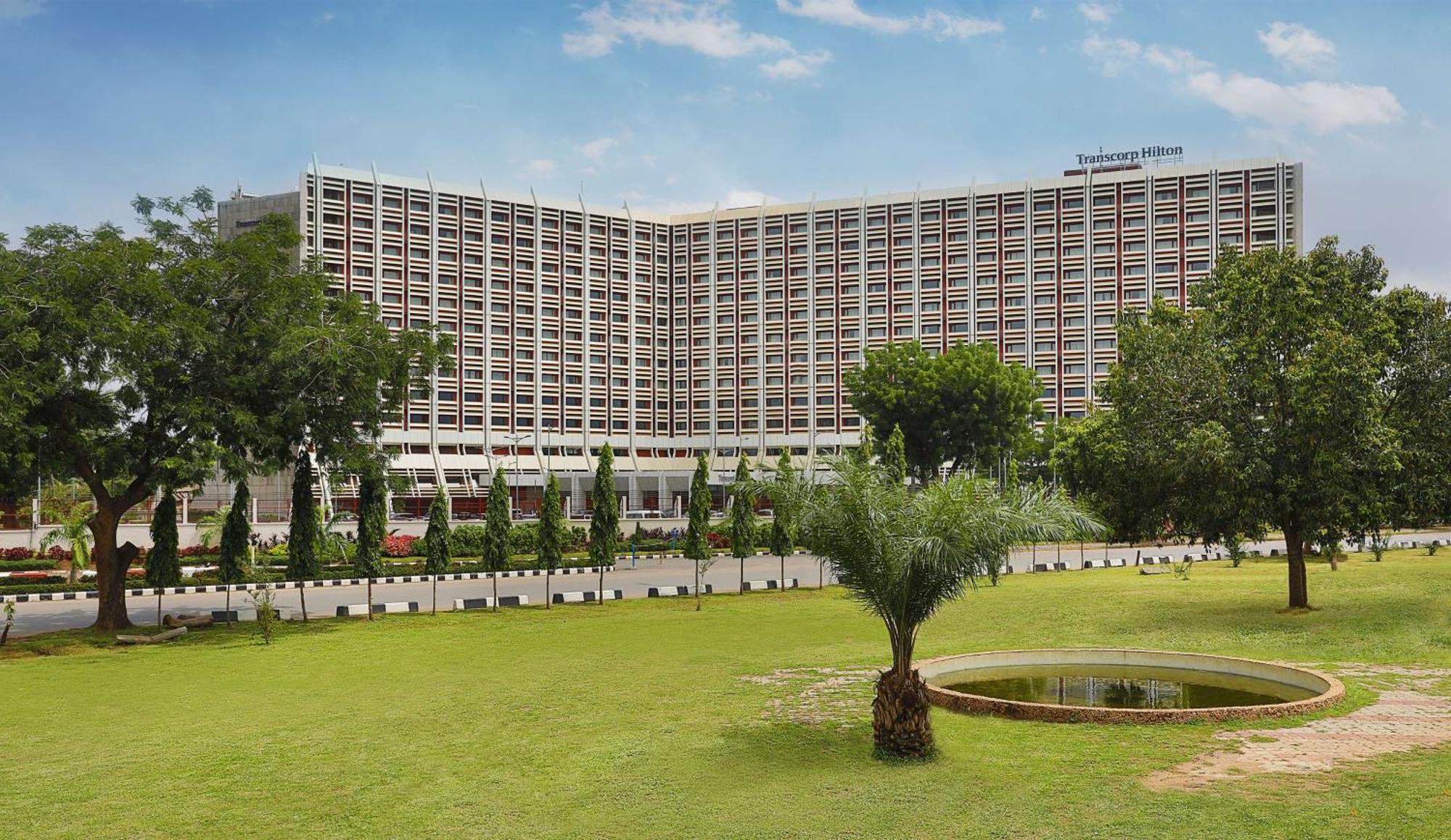 Transcorp Hilton Abuja Hotel Exterior foto